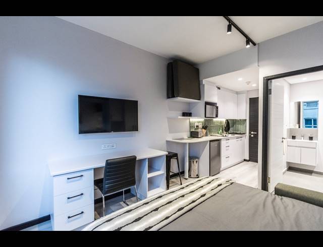 0.5 BEDROOM APARTMENT TO LET IN CAPE TOWN CITY CENTRE
